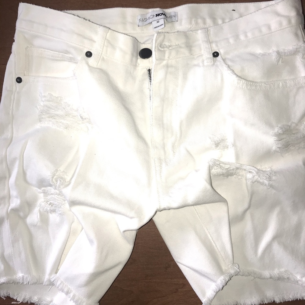 FASHION NOVA JEANS SHORTS